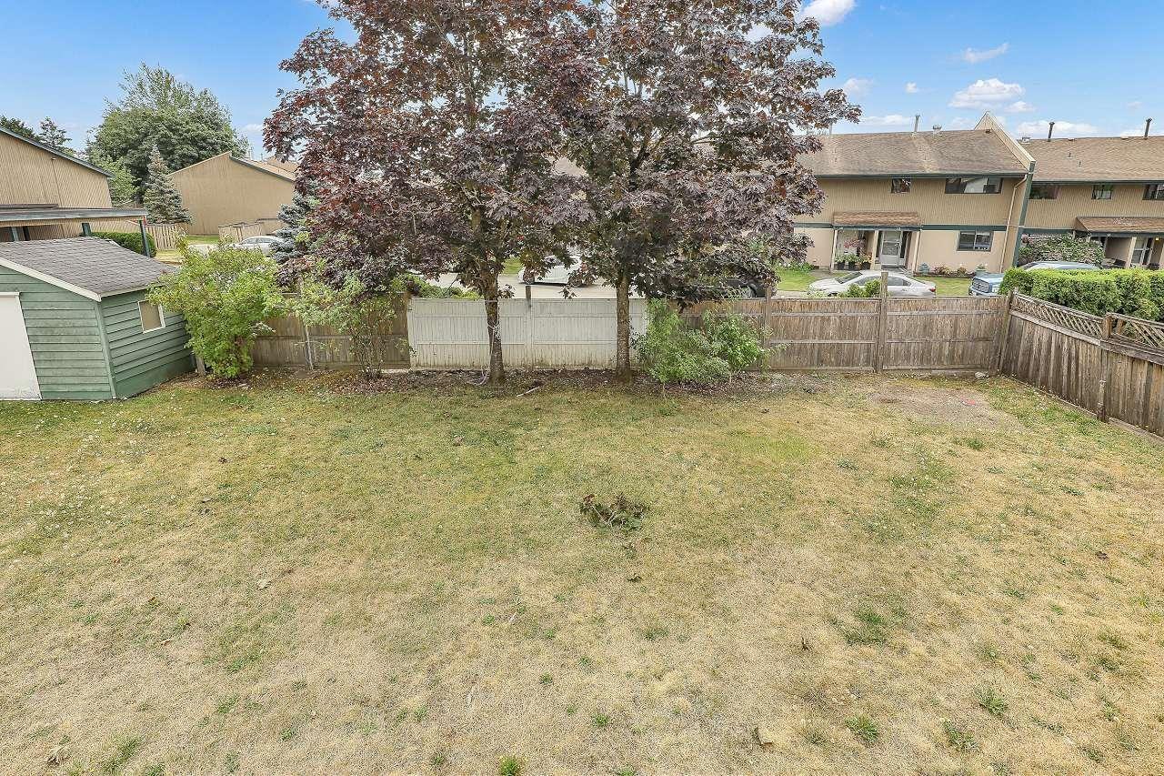 Photo 6 of 17816 59 Avenue, Surrey BC