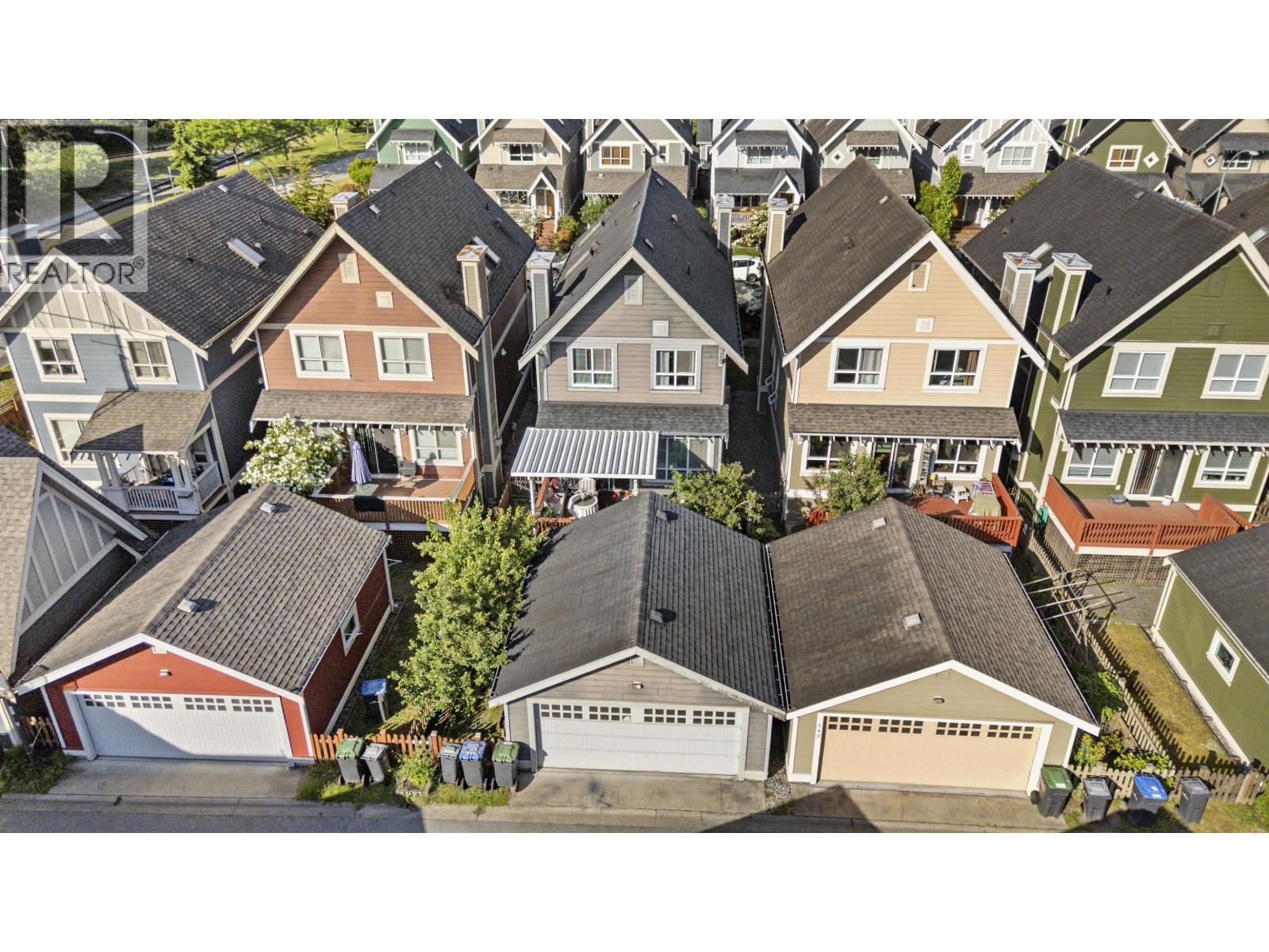 Photo 8 of 284 Furness Street, New Westminster BC