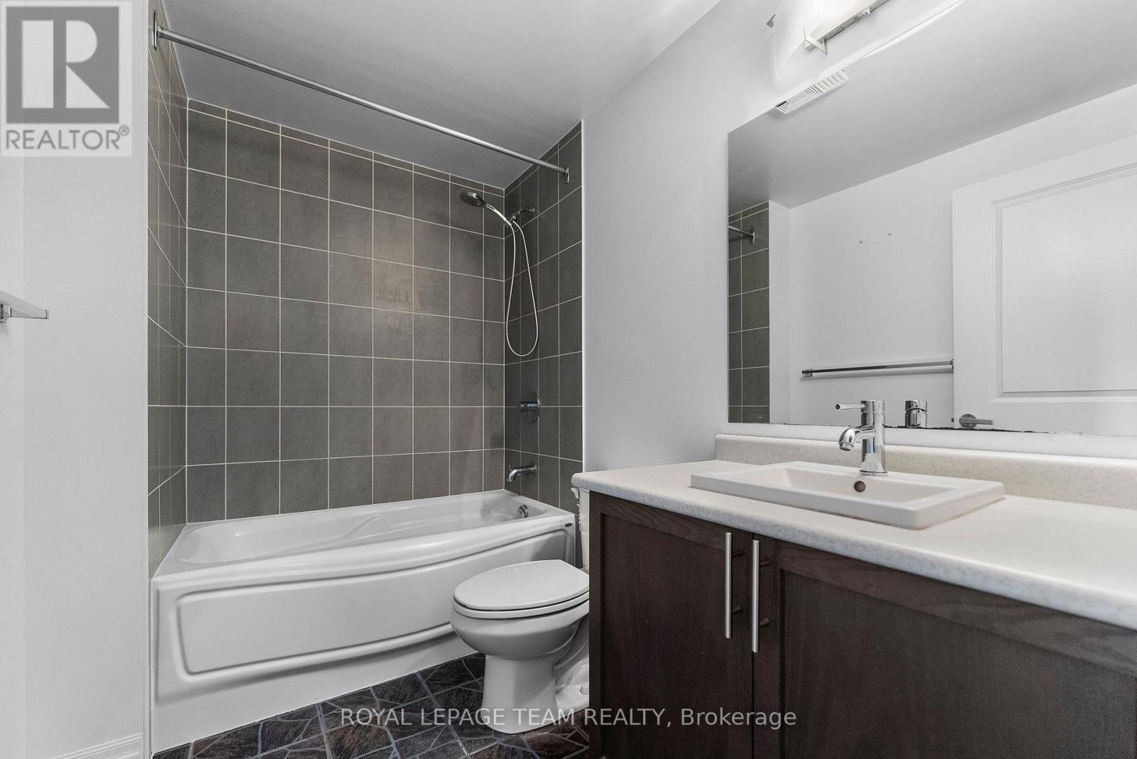 Photo 33 of 506 90 Landry Street, Ottawa ON