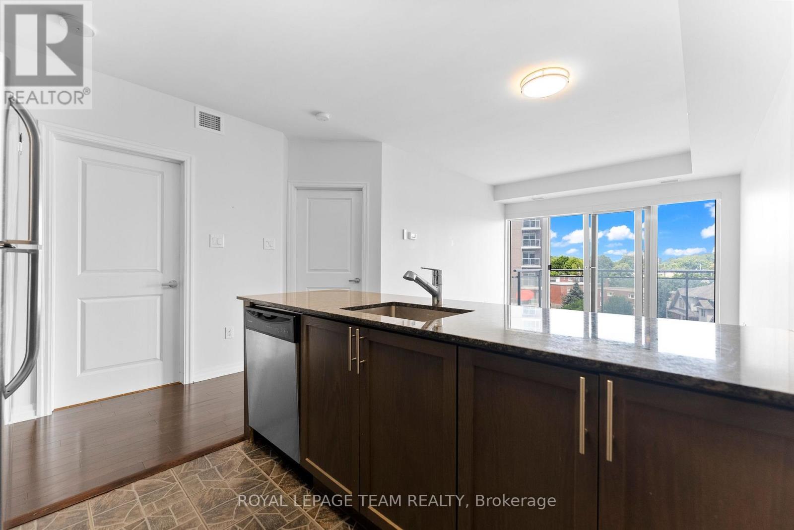 Photo 35 of 506 90 Landry Street, Ottawa ON