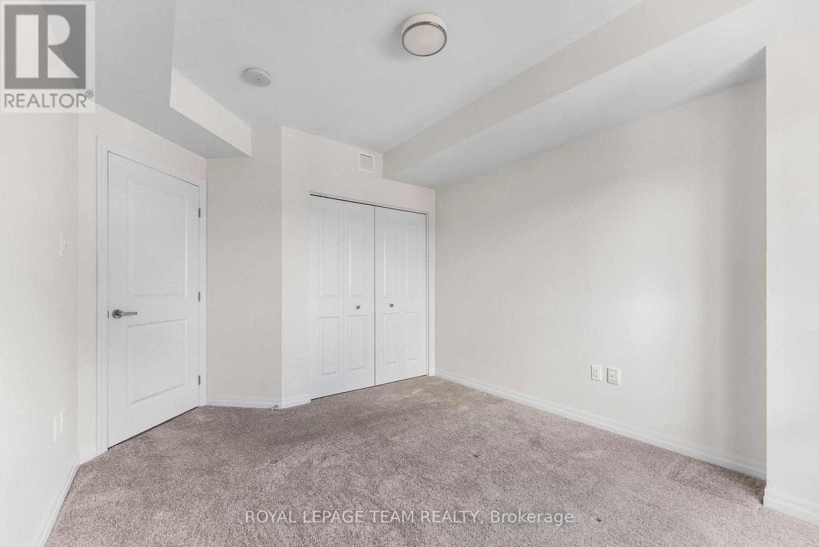 Photo 1 of 506 90 Landry Street, Ottawa ON
