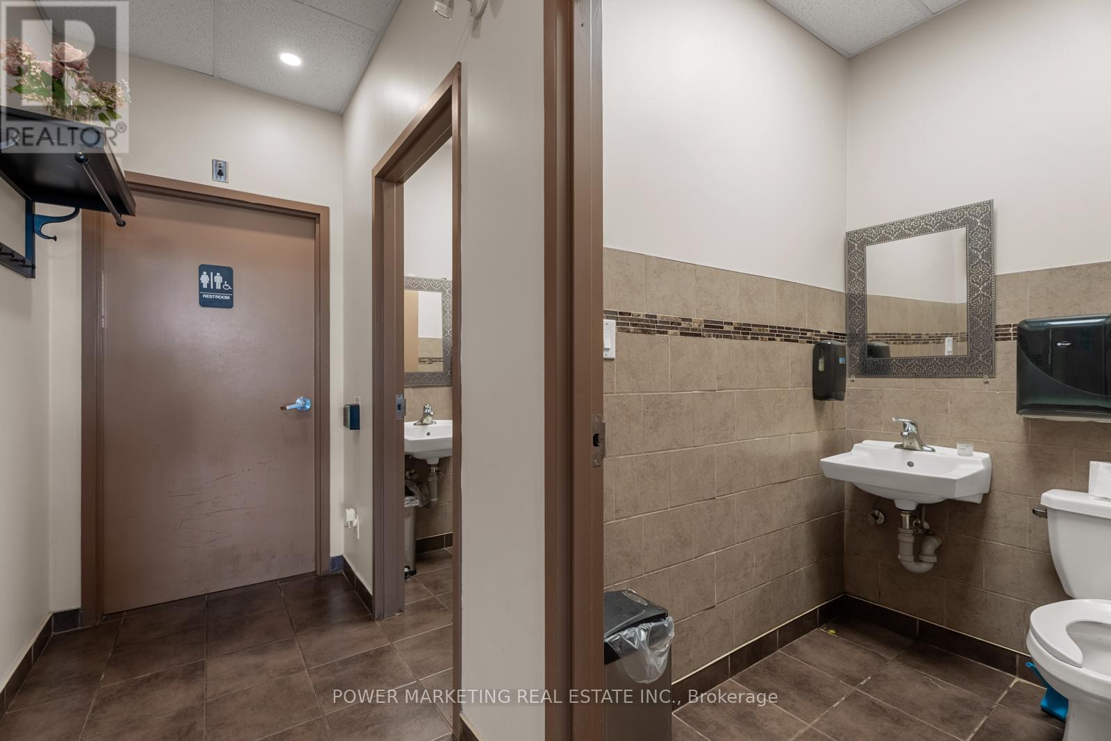 Photo 19 of 2288 Tenth Line Road, Ottawa ON