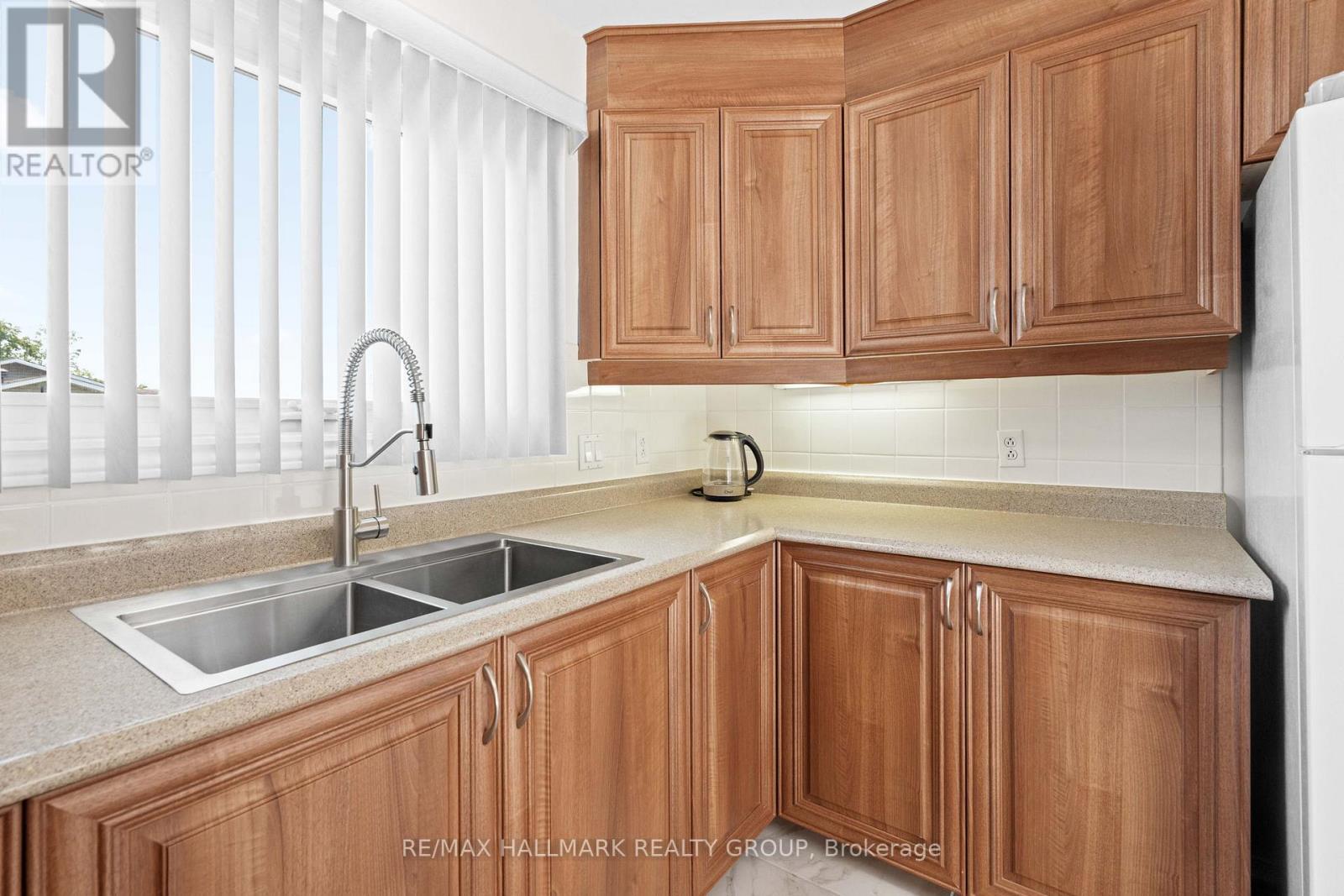 Photo 1 of 840 Du Golf Road, Clarencerockland ON