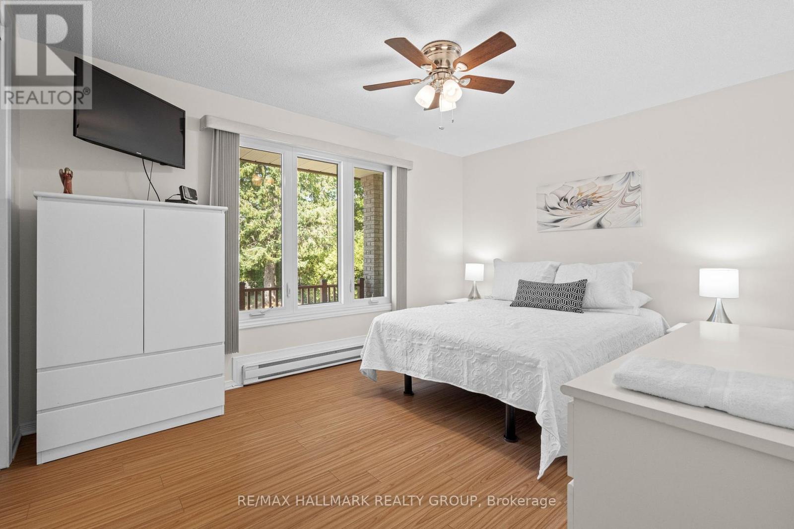 Photo 40 of 840 Du Golf Road, Clarencerockland ON