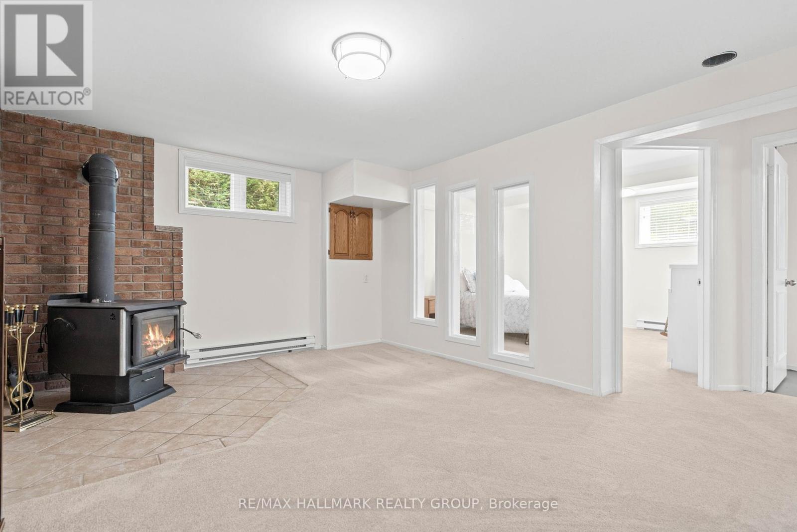 Photo 35 of 840 Du Golf Road, Clarencerockland ON