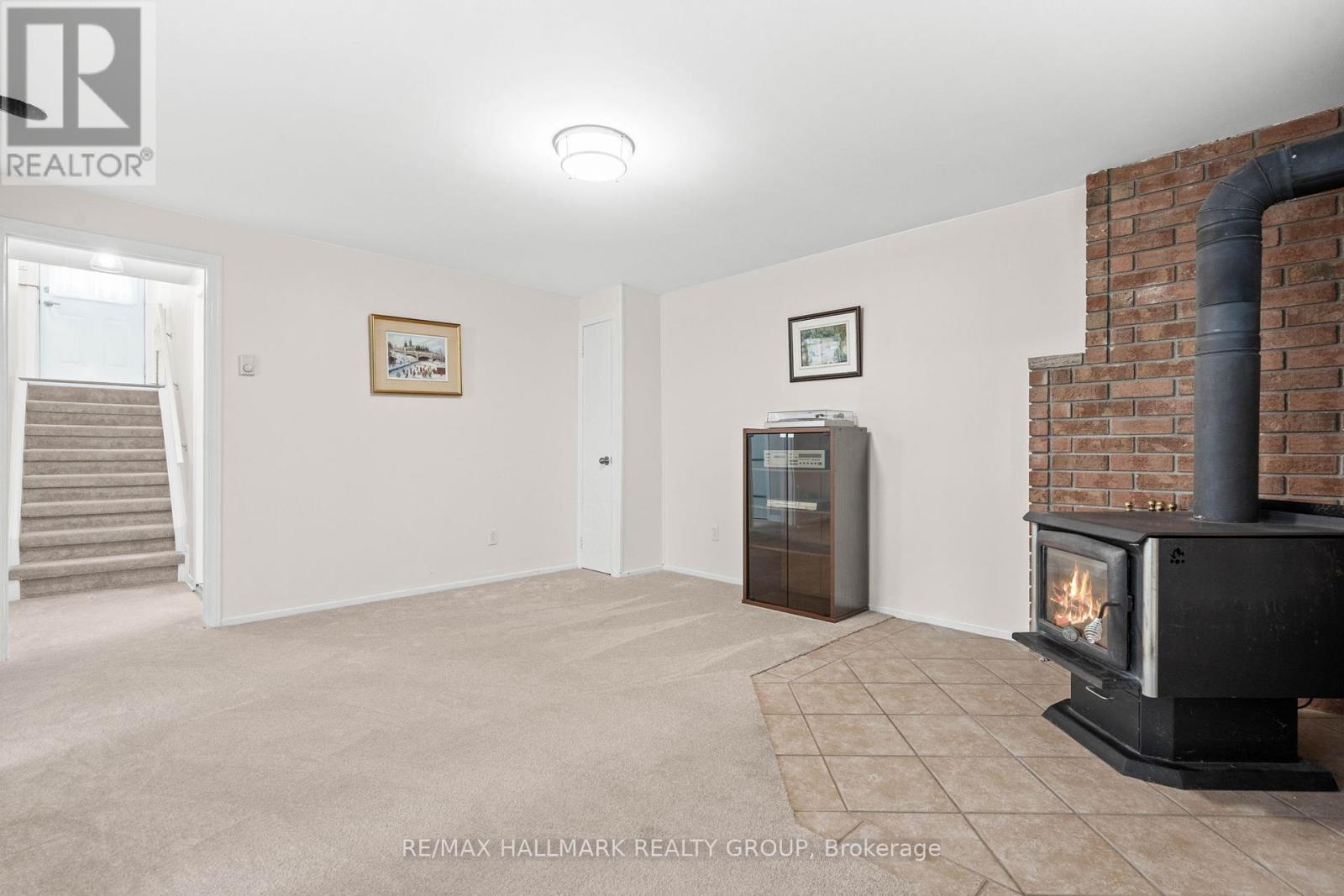 Photo 22 of 840 Du Golf Road, Clarencerockland ON