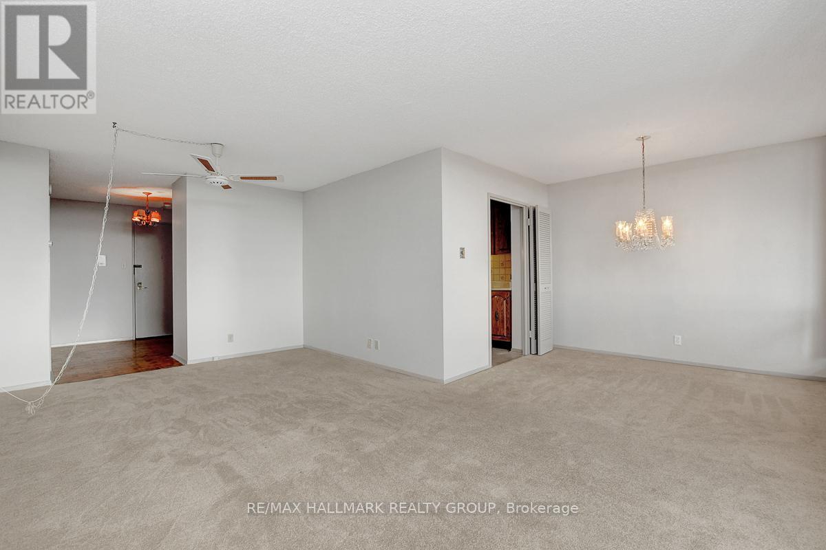 Photo 24 of 1902 505 St Laurent Boulevard, Ottawa ON