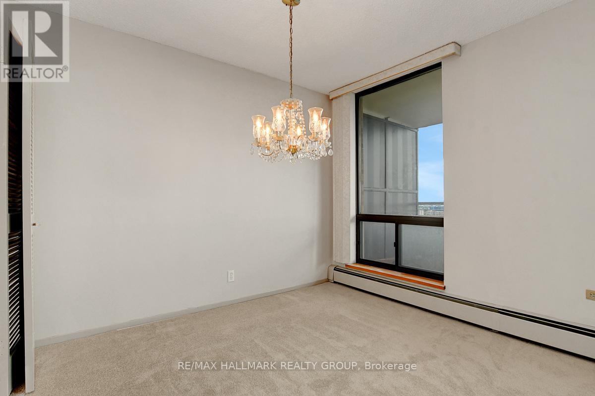 Photo 29 of 1902 505 St Laurent Boulevard, Ottawa ON