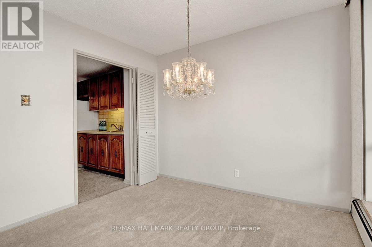 Photo 23 of 1902 505 St Laurent Boulevard, Ottawa ON
