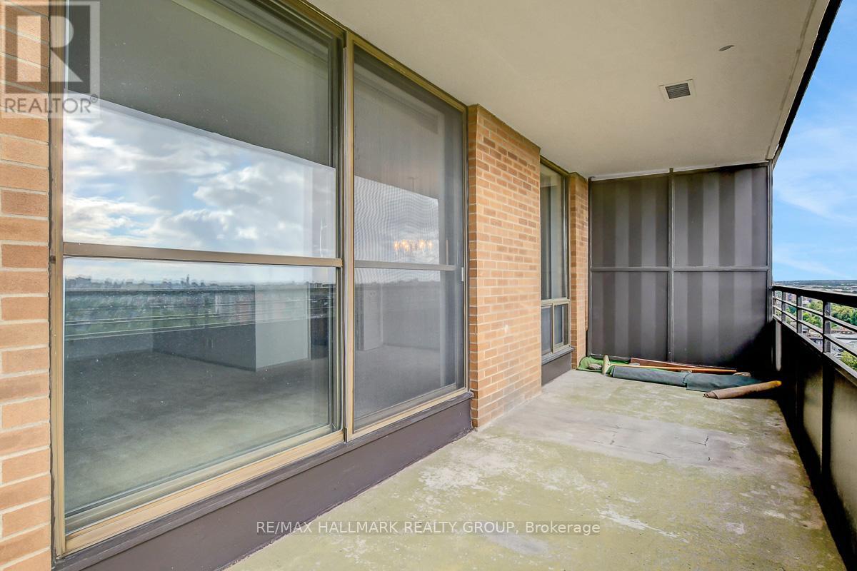 Photo 19 of 1902 505 St Laurent Boulevard, Ottawa ON
