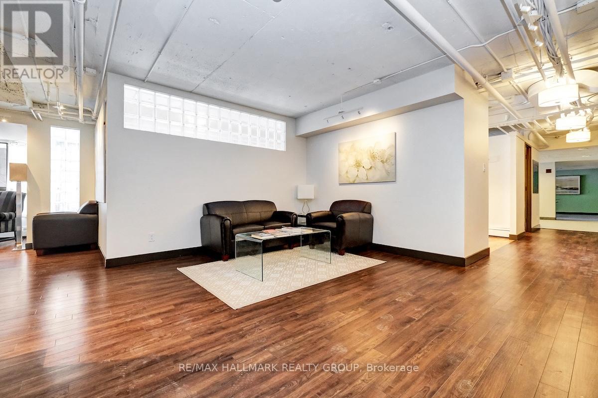 Photo 34 of 1902 505 St Laurent Boulevard, Ottawa ON