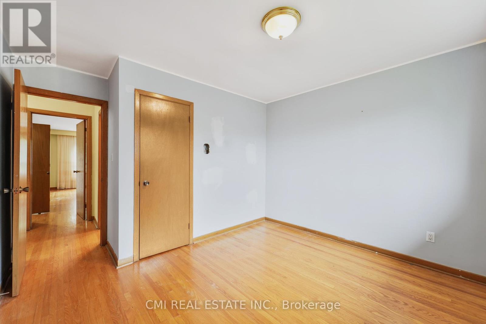 Photo 21 of 698 Hillman Crescent, Mississauga ON
