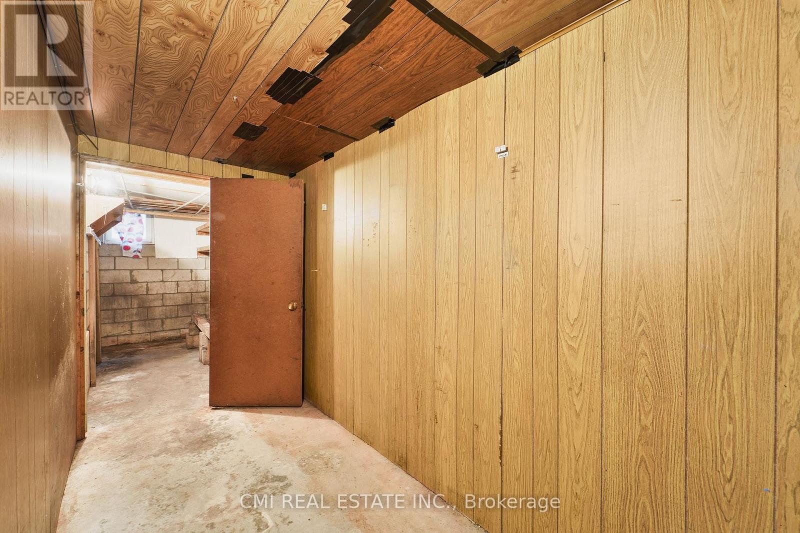 Photo 38 of 698 Hillman Crescent, Mississauga ON