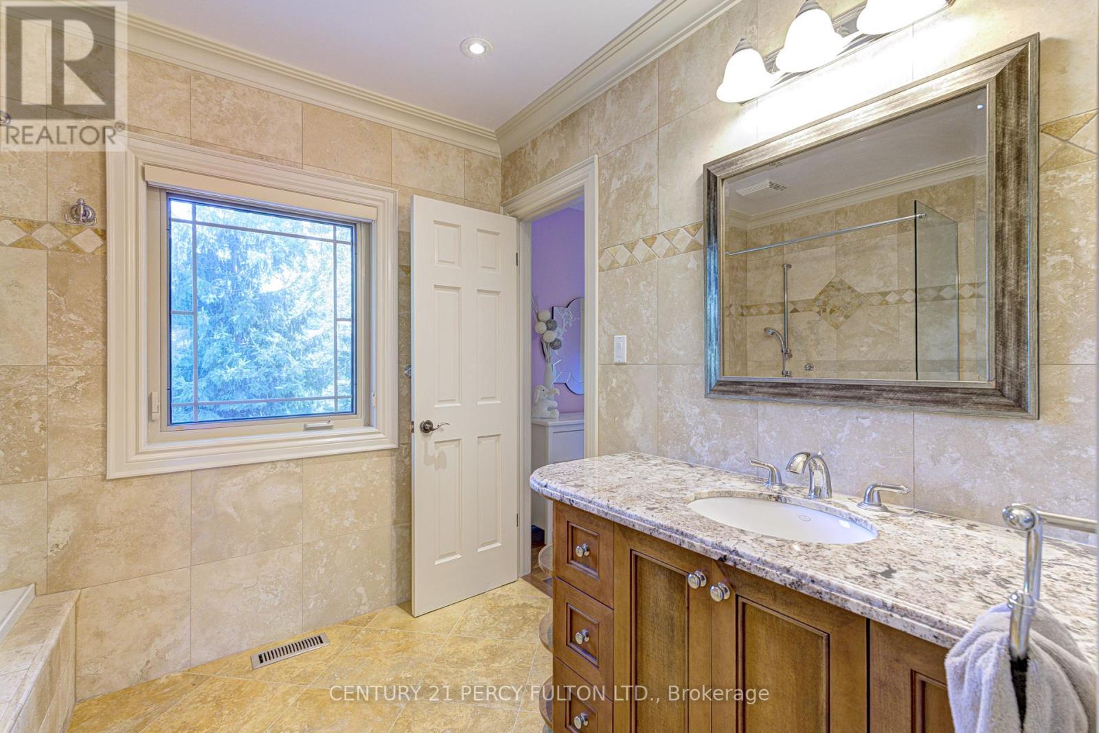 Photo 11 of 1649 Wedmore Way, Mississauga ON