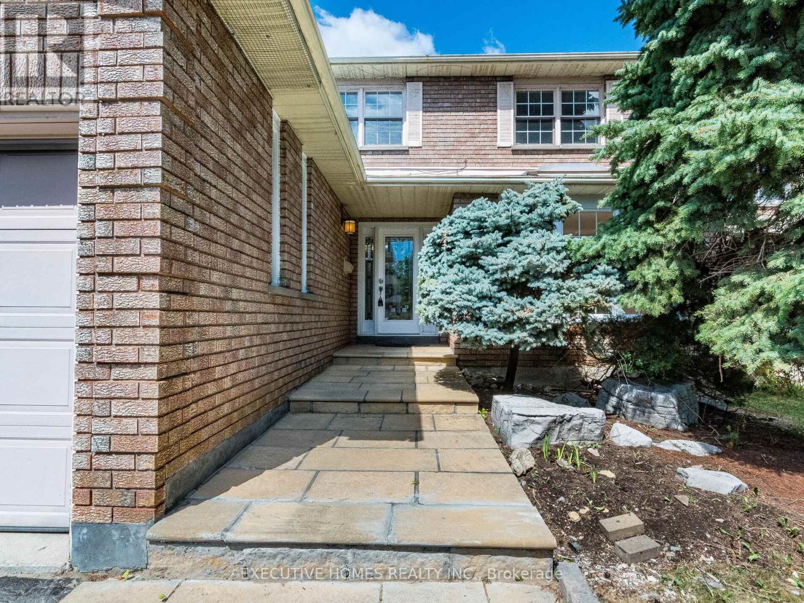 Photo 25 of 1876 Roy Ivor Crescent, Mississauga ON