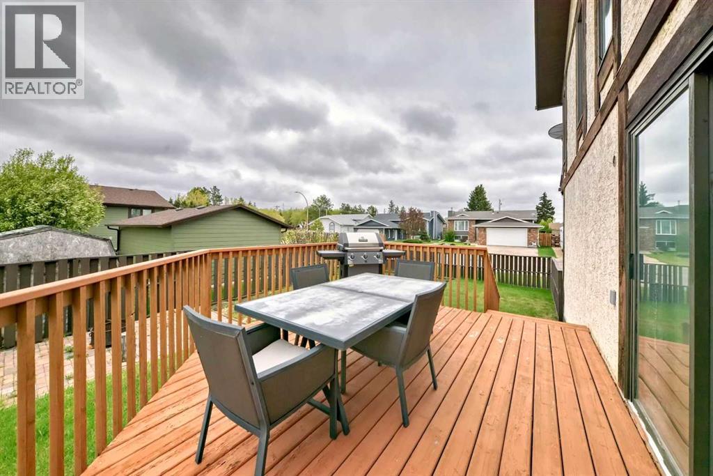 Photo 15 of 3859 51 Ave Close, Ponoka AB