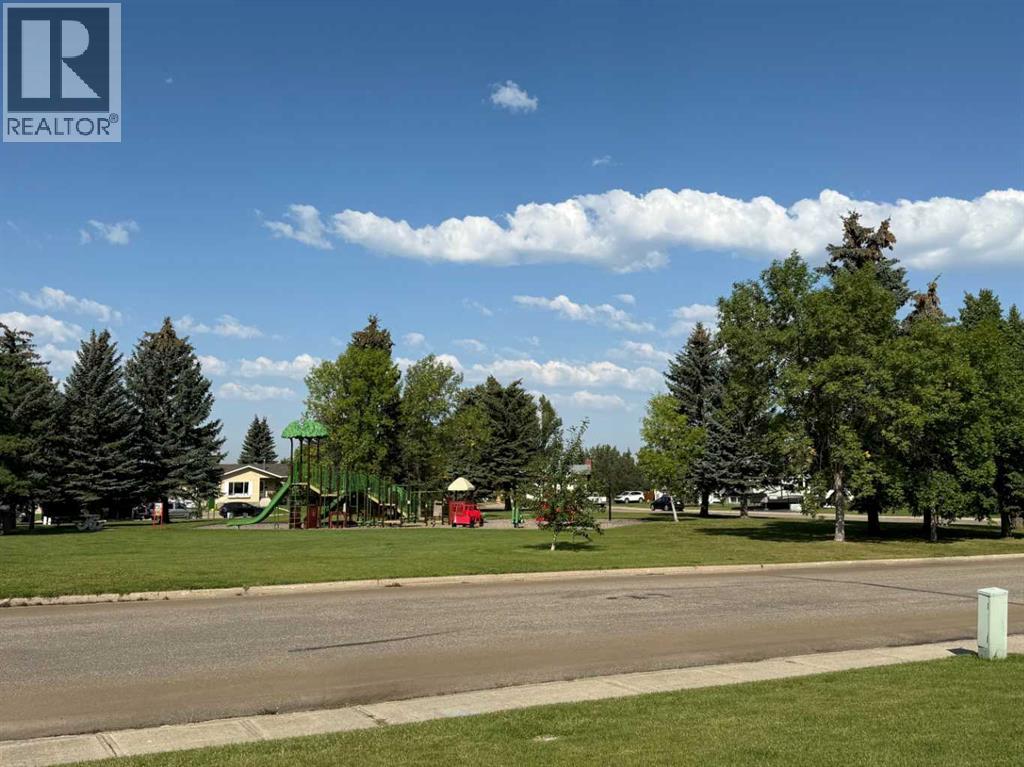 Photo 13 of 3859 51 Ave Close, Ponoka AB