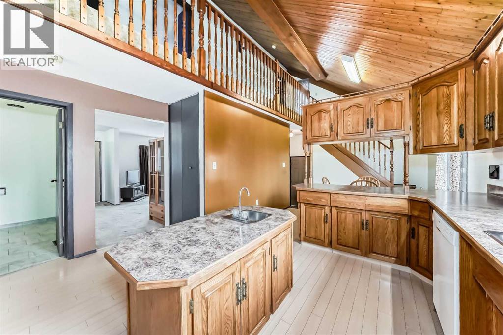 Photo 18 of 3859 51 Ave Close, Ponoka AB