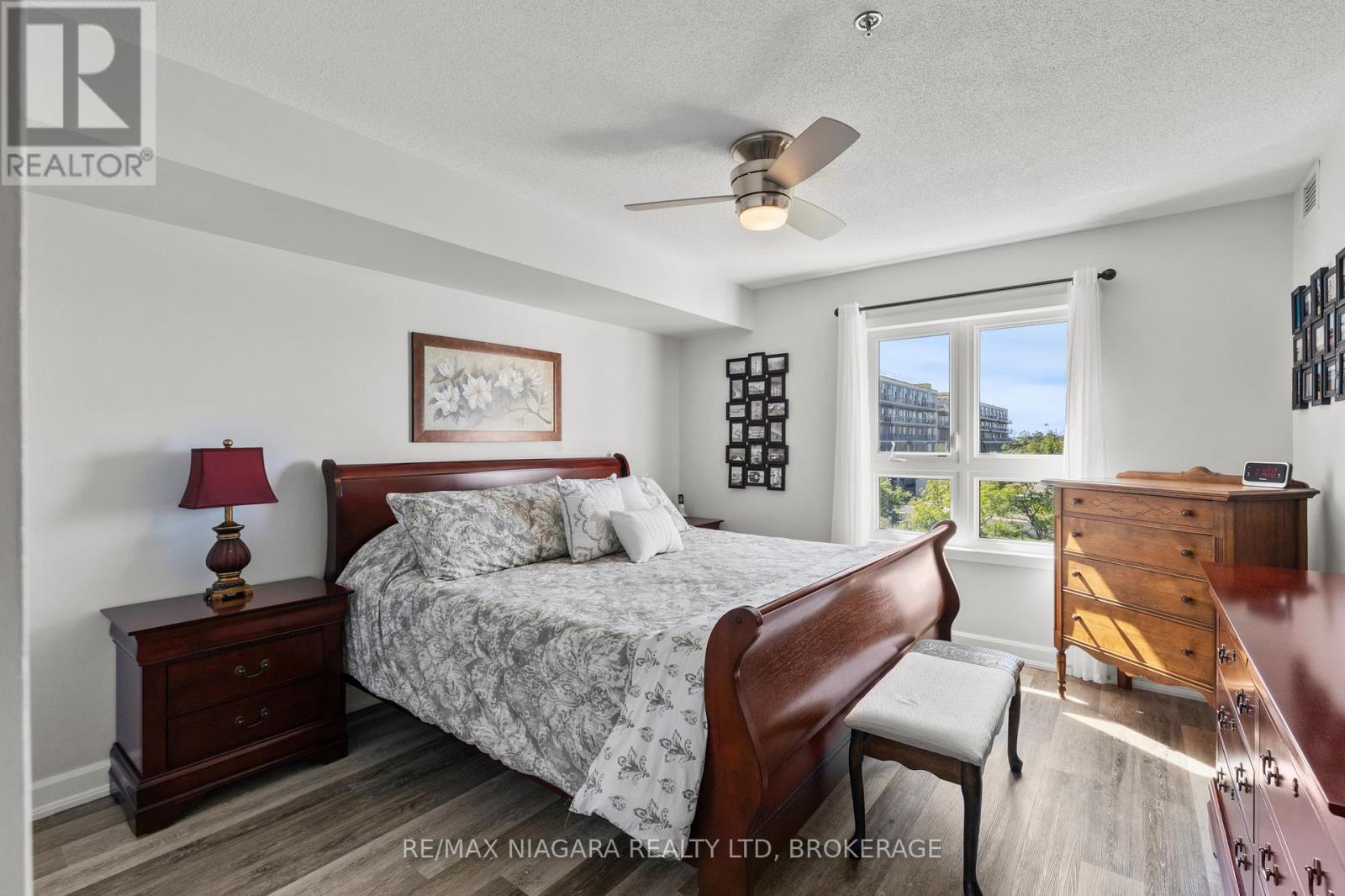 Photo 12 of 1304 330 Prince Charles Drive, Welland ON