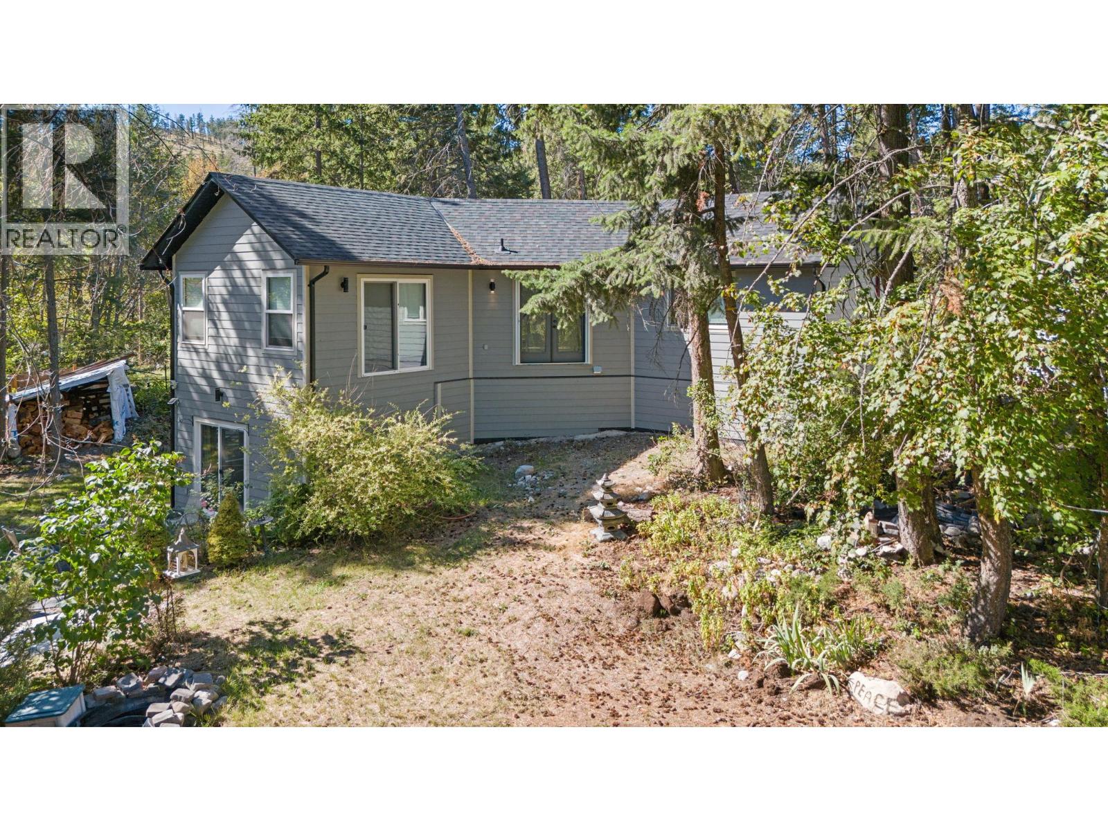 811 Firwood Road, Fintry