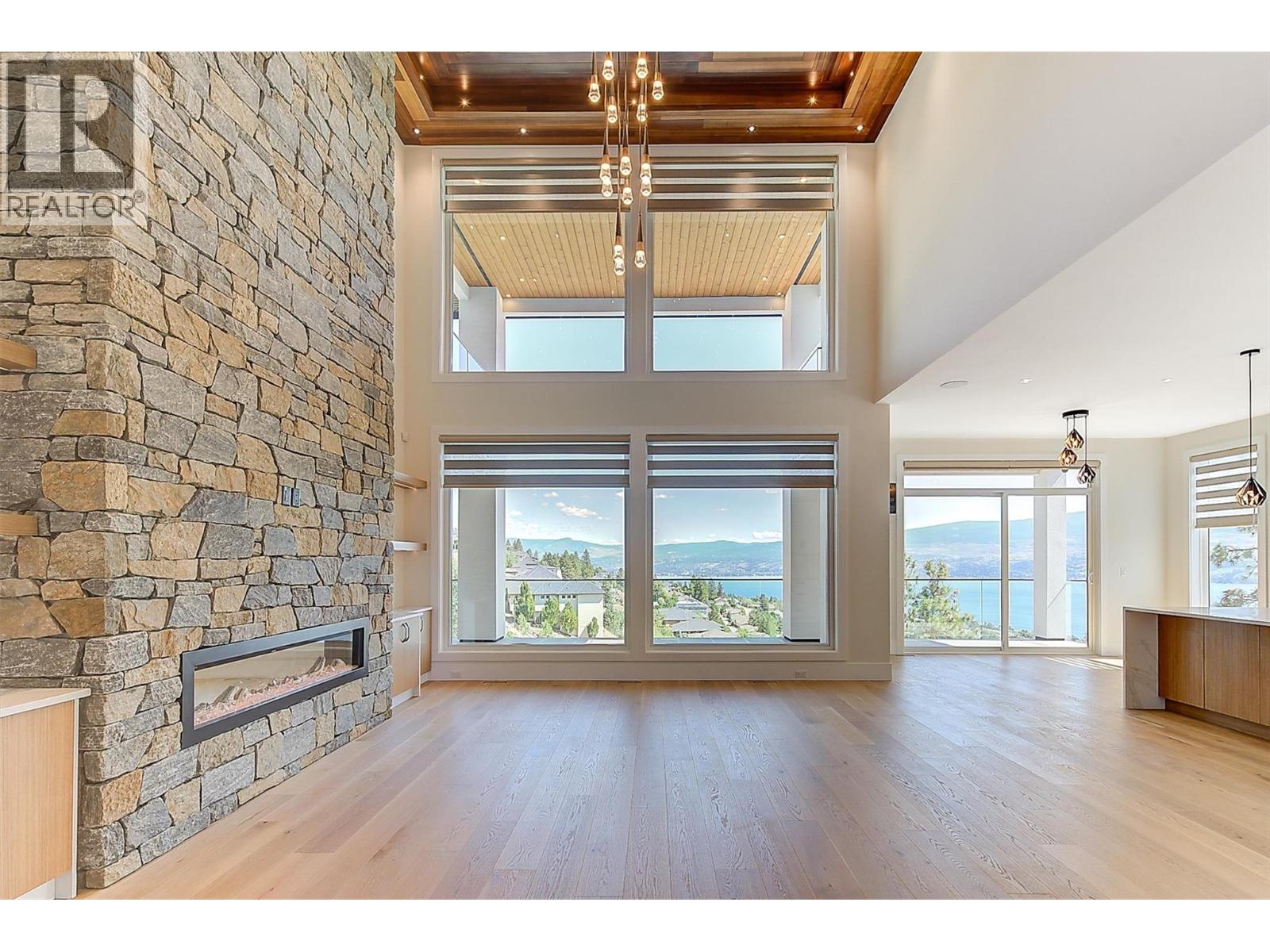 1511 Vineyard Drive, West Kelowna