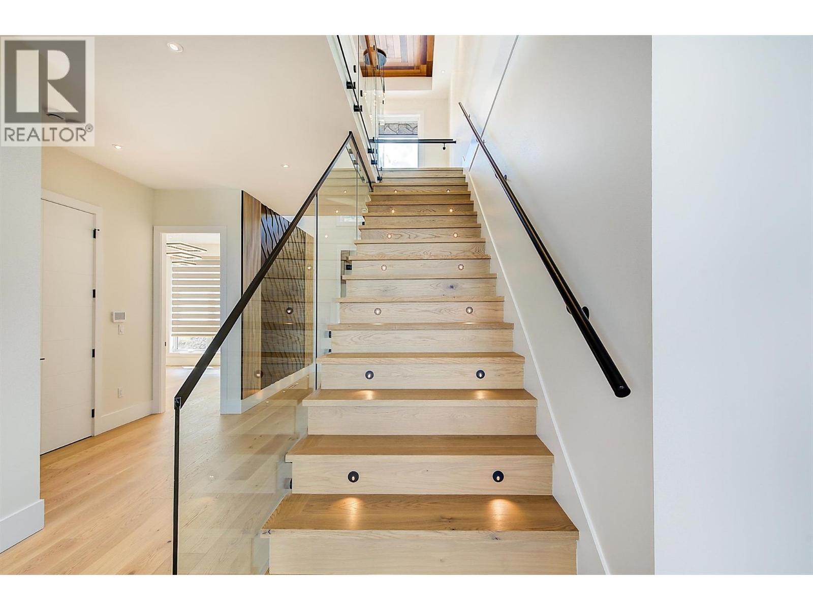 1511 Vineyard Drive, West Kelowna