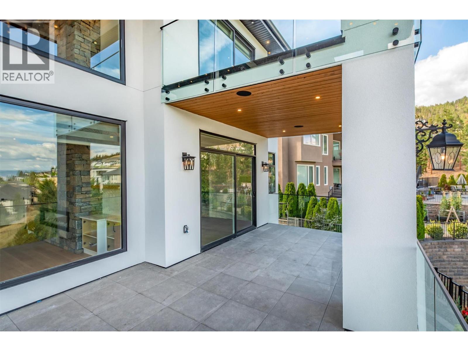 1511 Vineyard Drive, West Kelowna