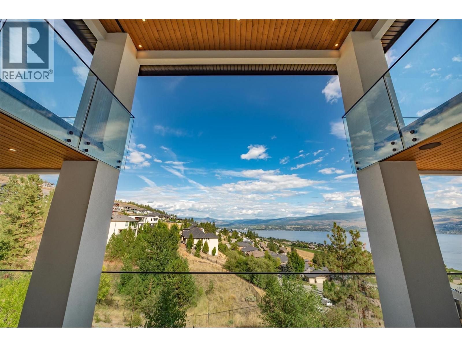 1511 Vineyard Drive, West Kelowna