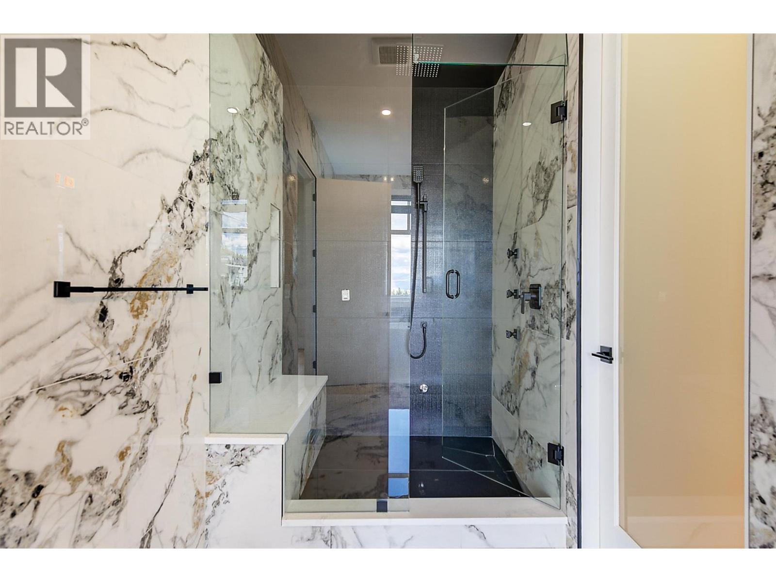 1511 Vineyard Drive, West Kelowna