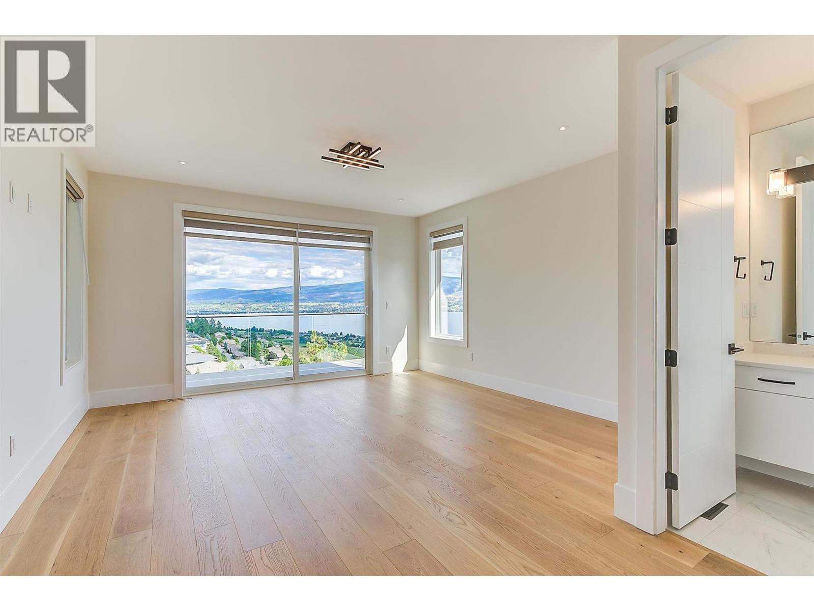 1511 Vineyard Drive, West Kelowna