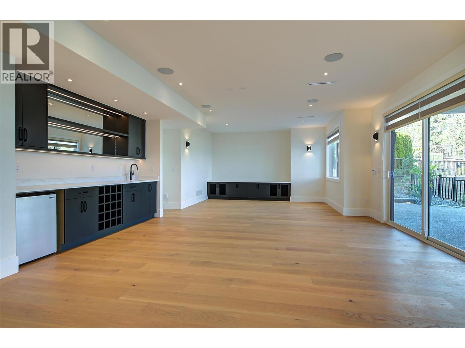 1511 Vineyard Drive, West Kelowna