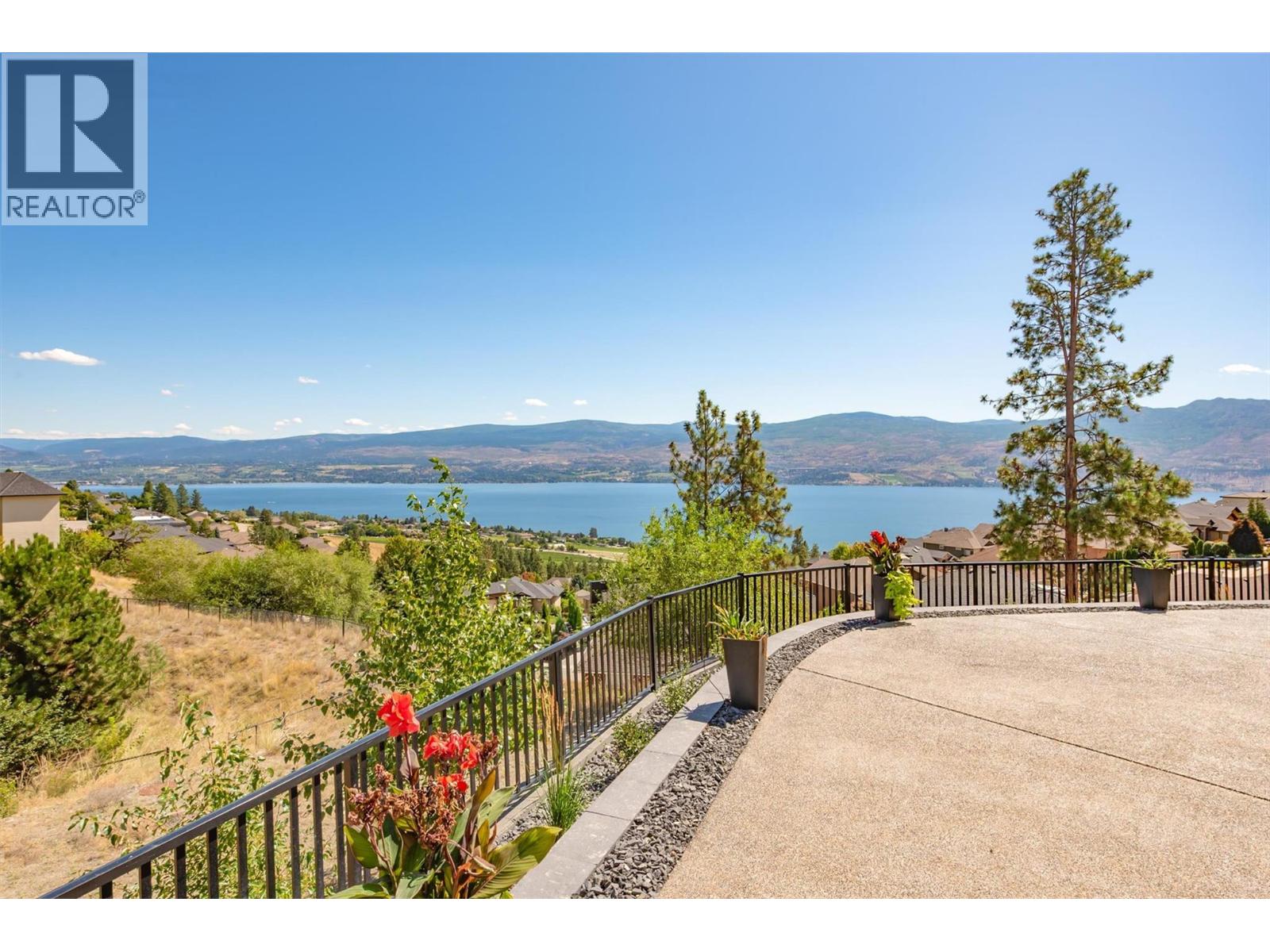 1511 Vineyard Drive, West Kelowna