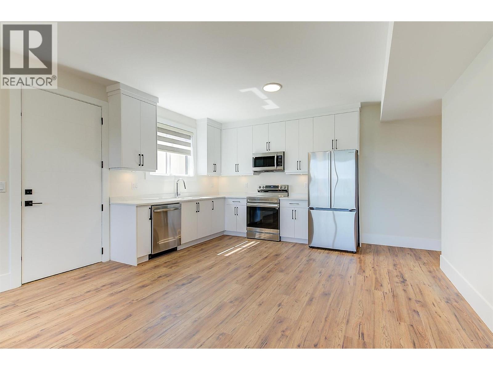 1511 Vineyard Drive, West Kelowna