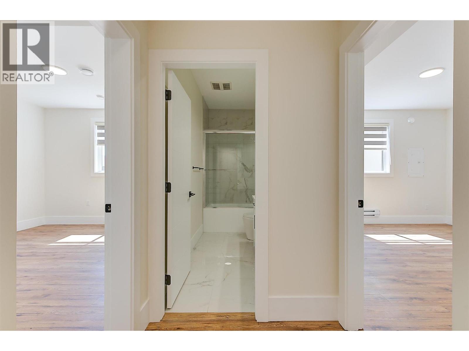1511 Vineyard Drive, West Kelowna