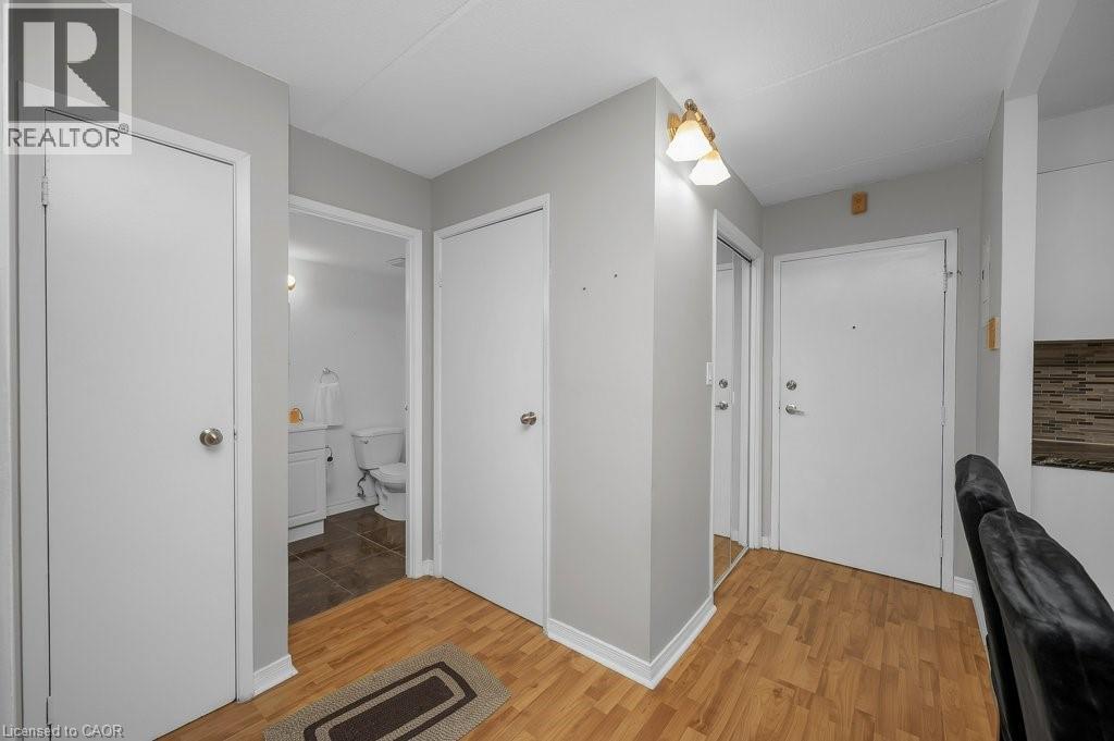 Photo 8 of 41 Rykert Street Unit 402, St Catharines ON
