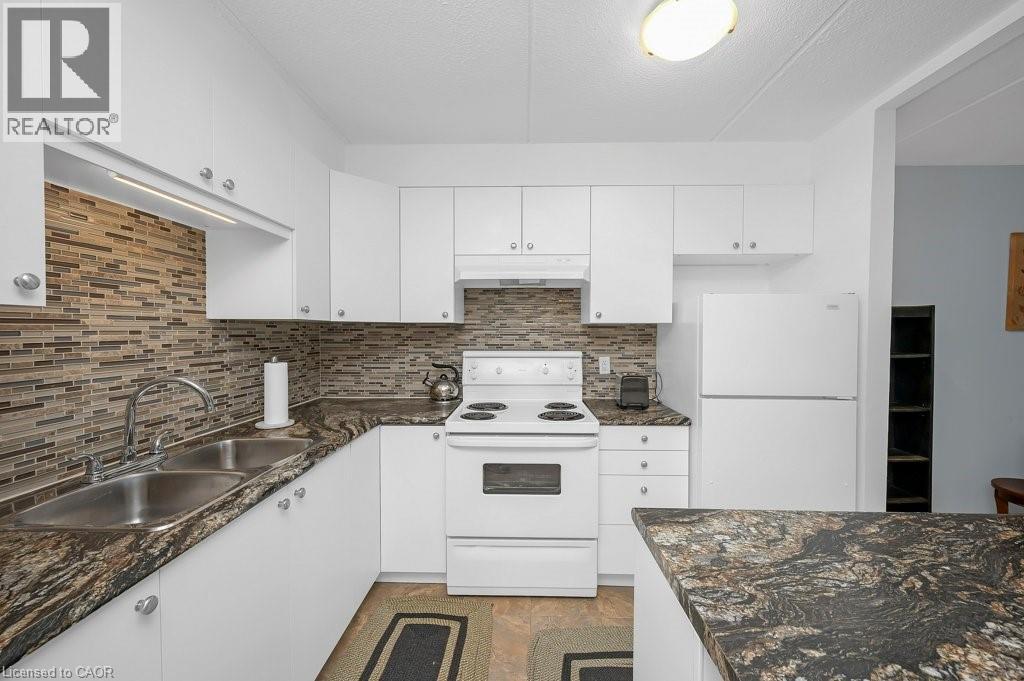Photo 14 of 41 Rykert Street Unit 402, St Catharines ON