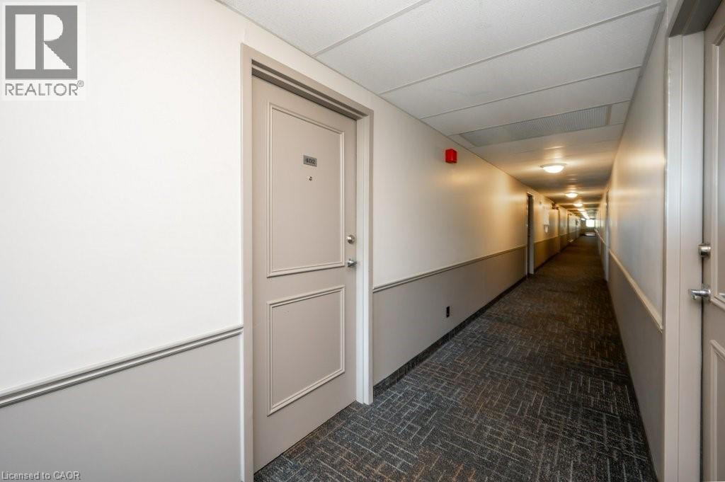 Photo 10 of 41 Rykert Street Unit 402, St Catharines ON