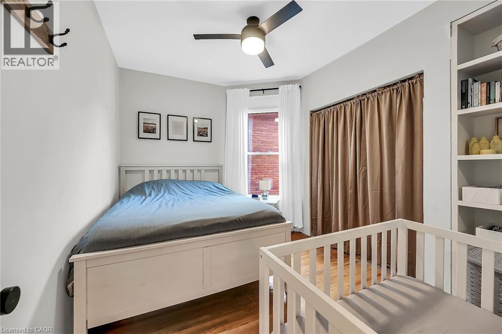 Photo 26 of 86 Park Avenue, Brantford ON
