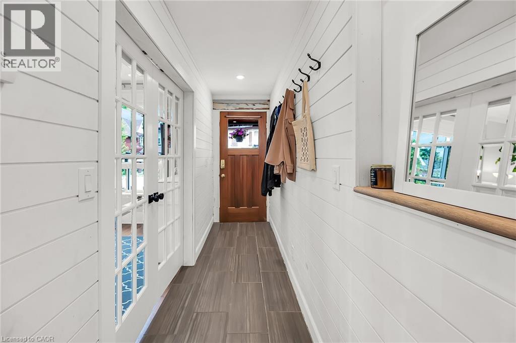 Photo 8 of 86 Park Avenue, Brantford ON