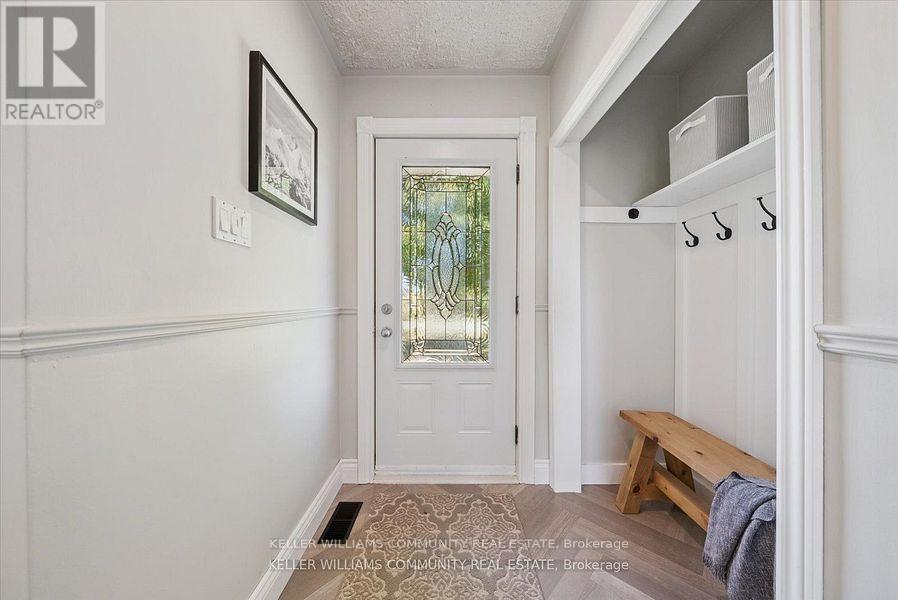 Photo 5 of 1930 Mcnamara Road, Peterborough ON