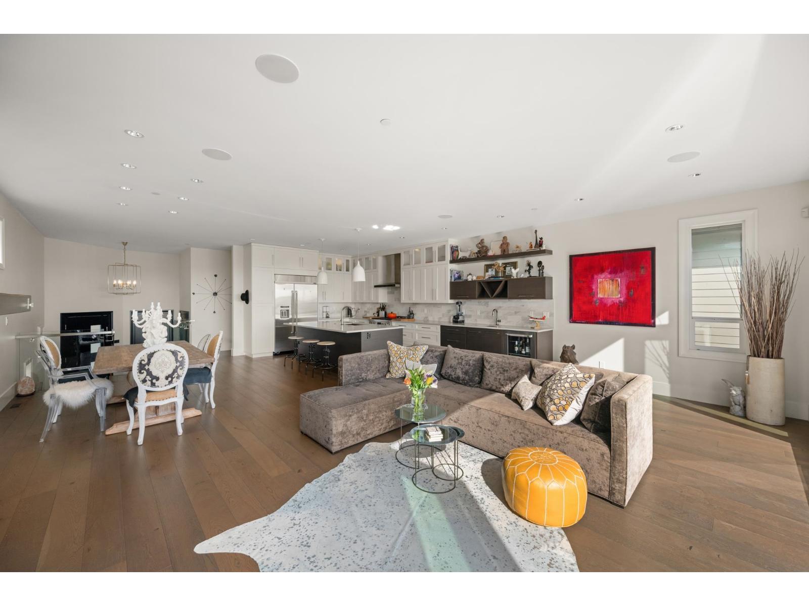 14712 MCDONALD AVENUE, White Rock