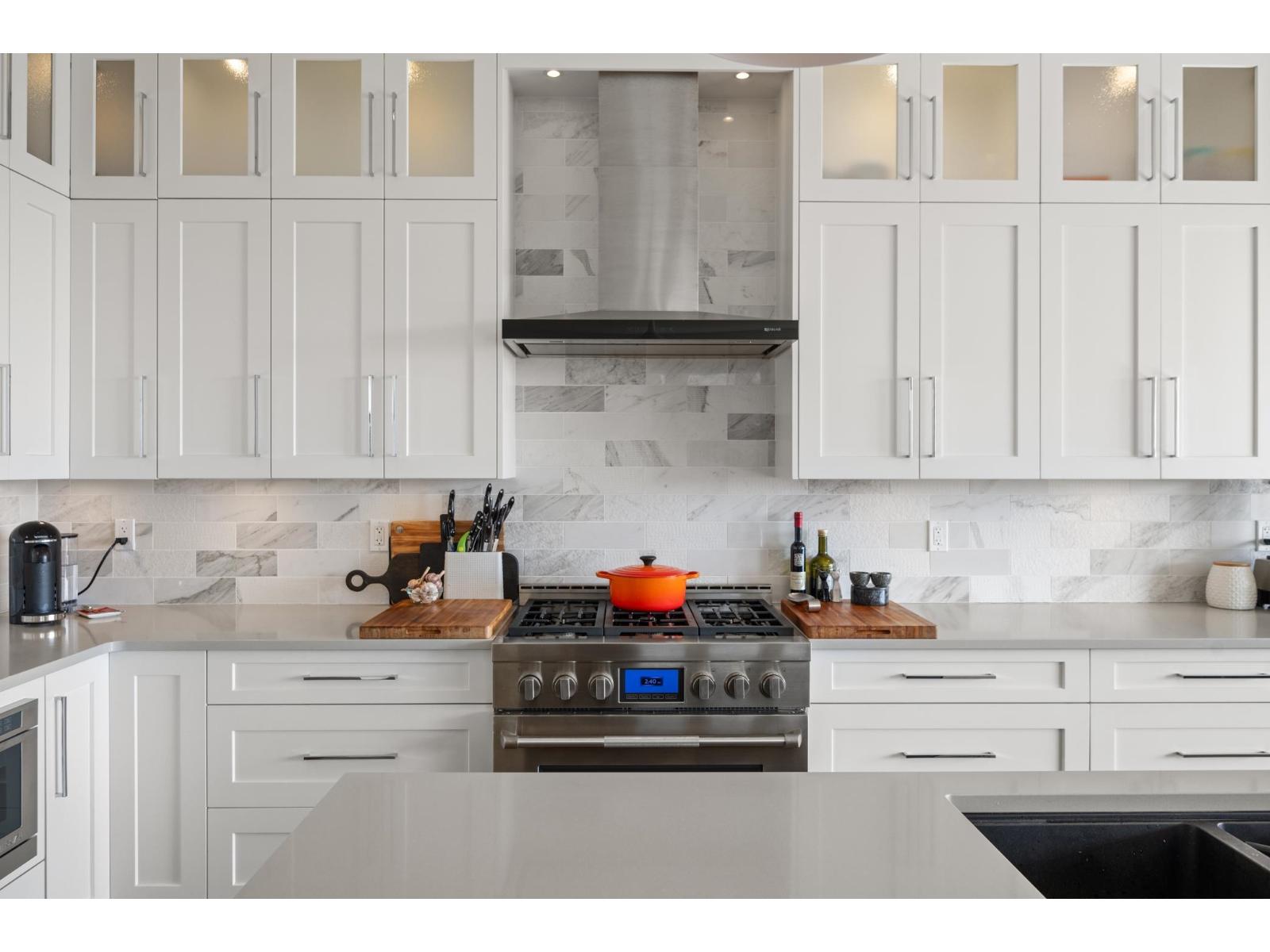 14712 MCDONALD AVENUE, White Rock