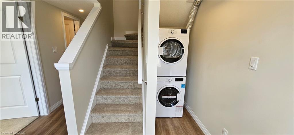 Photo 4 of 410 Northfield Drive W Unit D 9, Waterloo ON