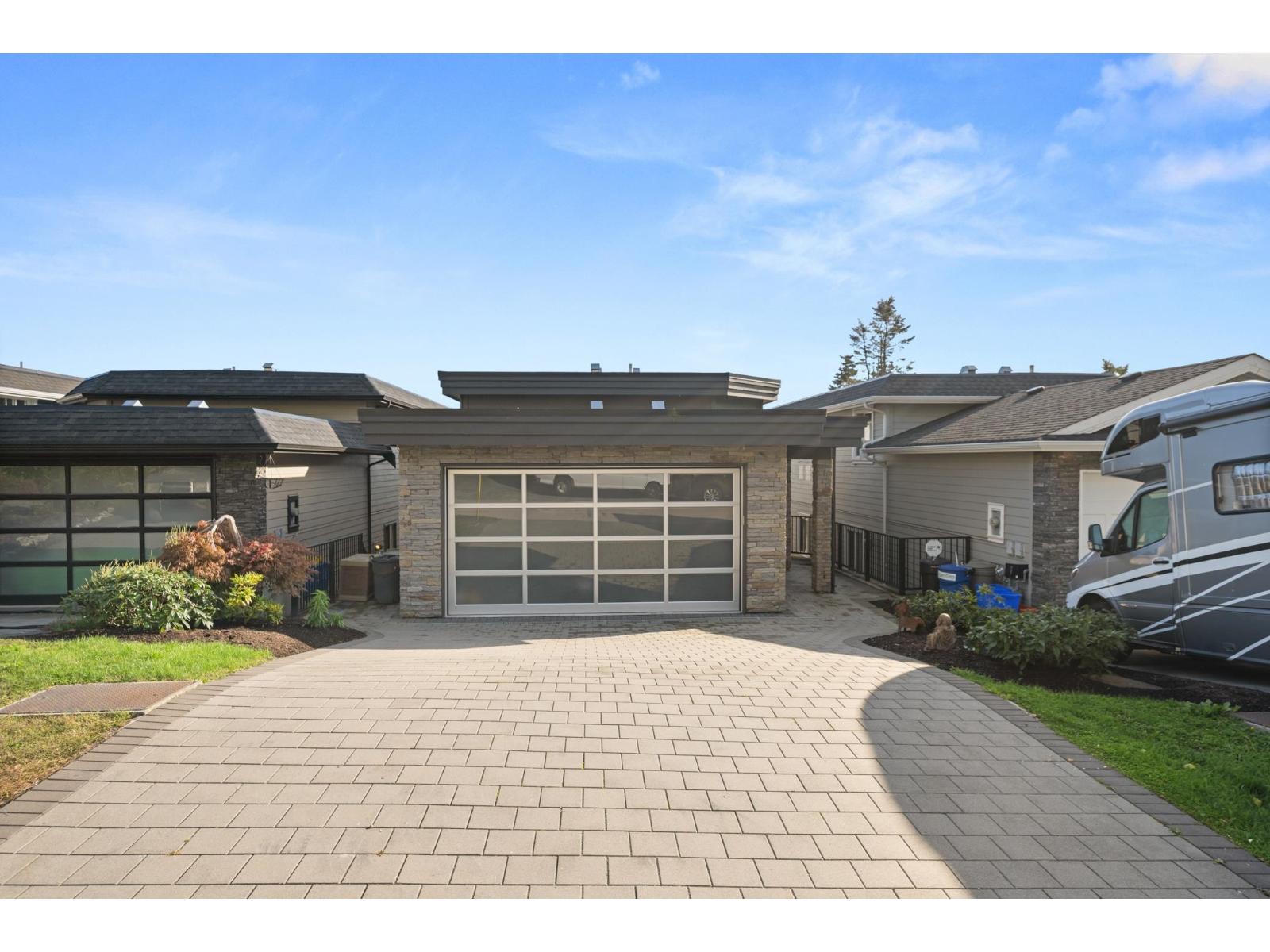 14712 MCDONALD AVENUE, White Rock