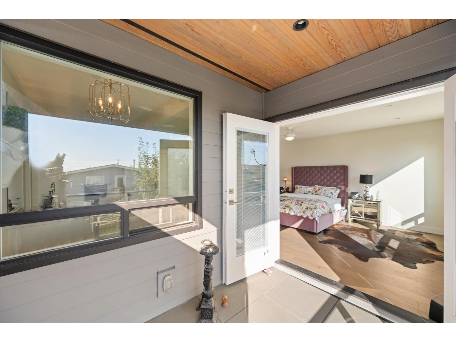 14712 MCDONALD AVENUE, White Rock