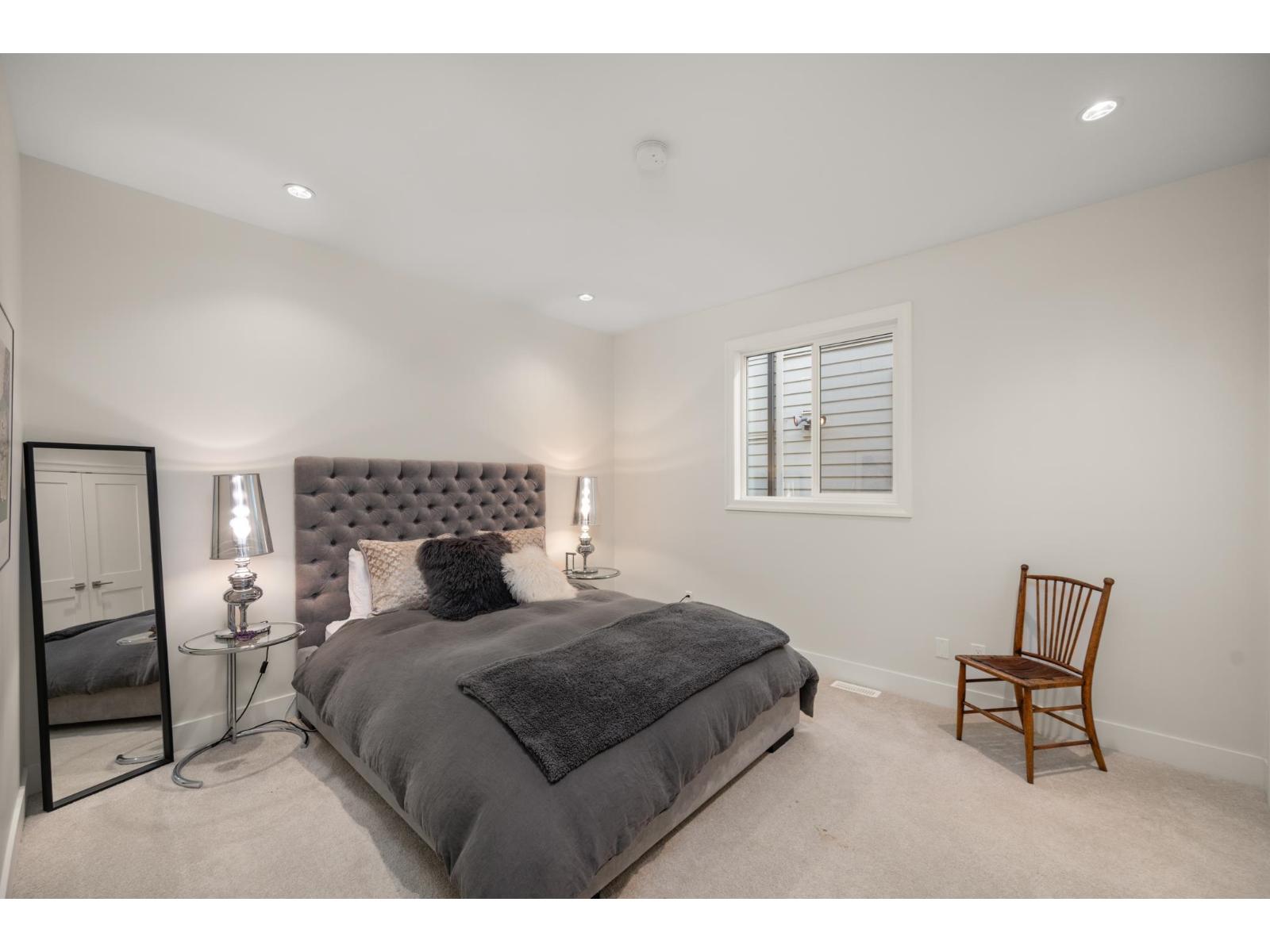 14712 MCDONALD AVENUE, White Rock