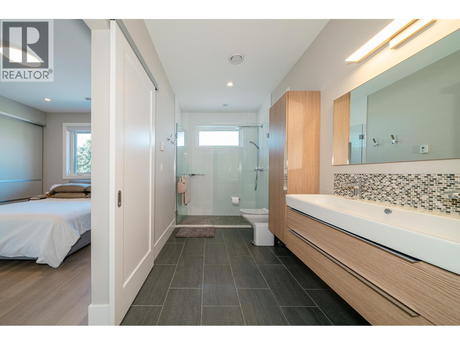 Photo 19 of 10960 Rosecroft Crescent, Richmond BC