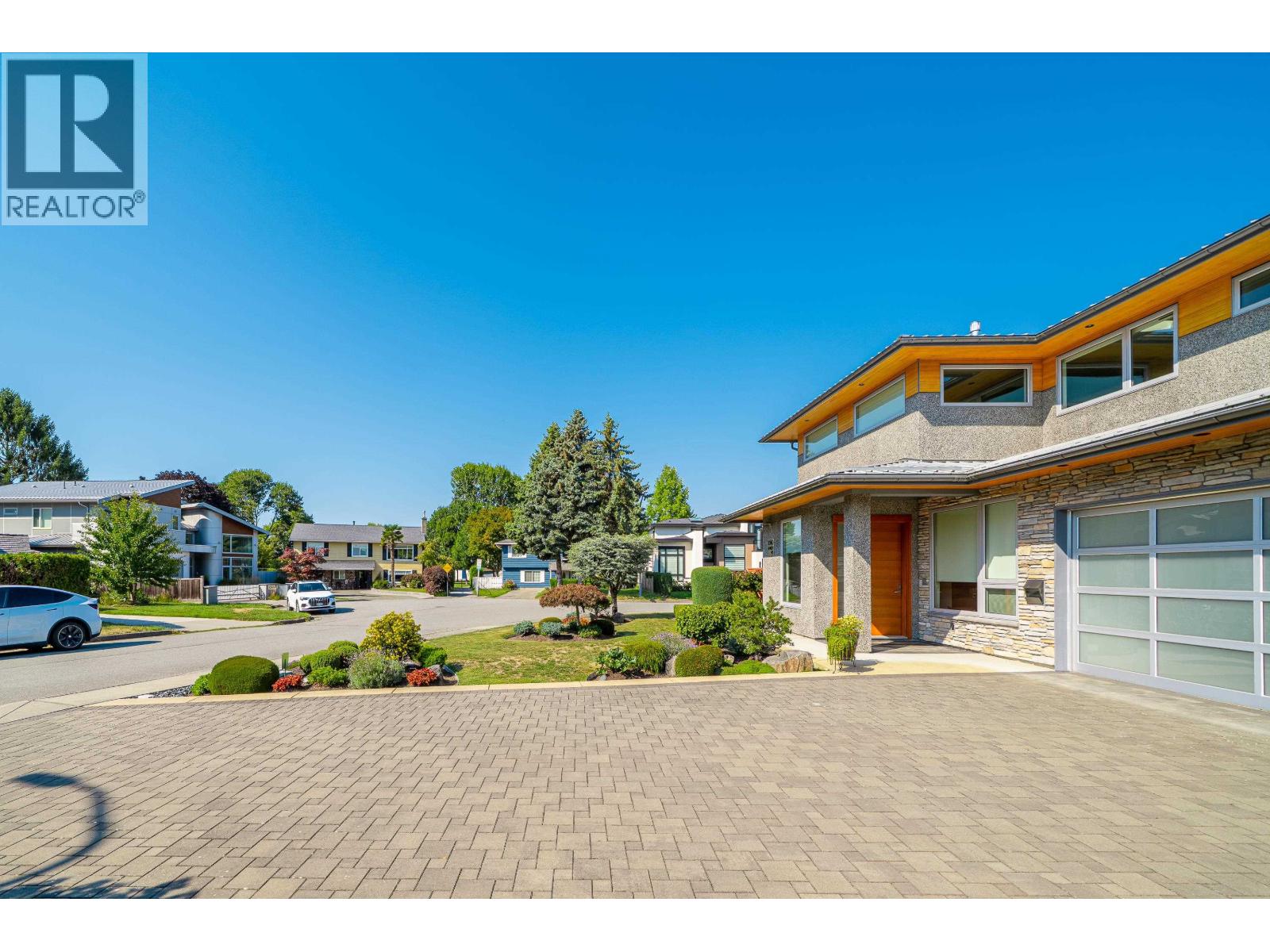 Photo 4 of 10960 Rosecroft Crescent, Richmond BC