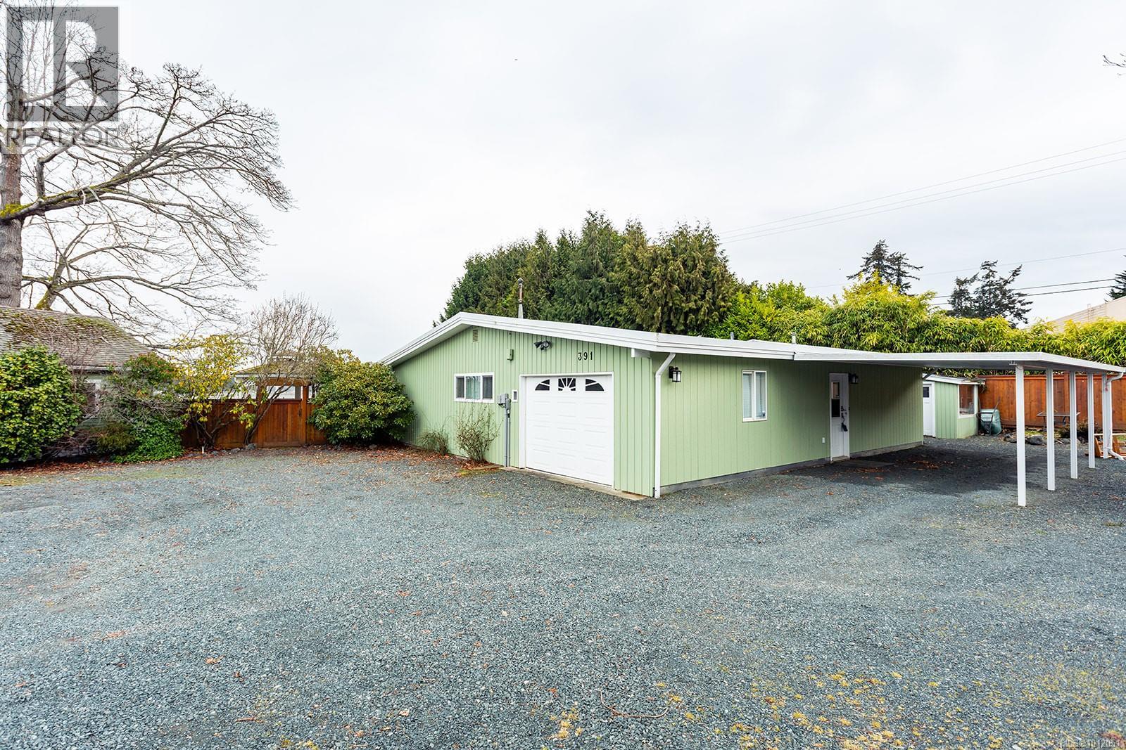 Photo 37 of 391 Bay Ave, Parksville BC