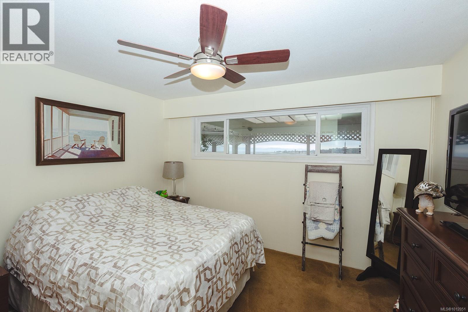 Photo 7 of 391 Bay Ave, Parksville BC
